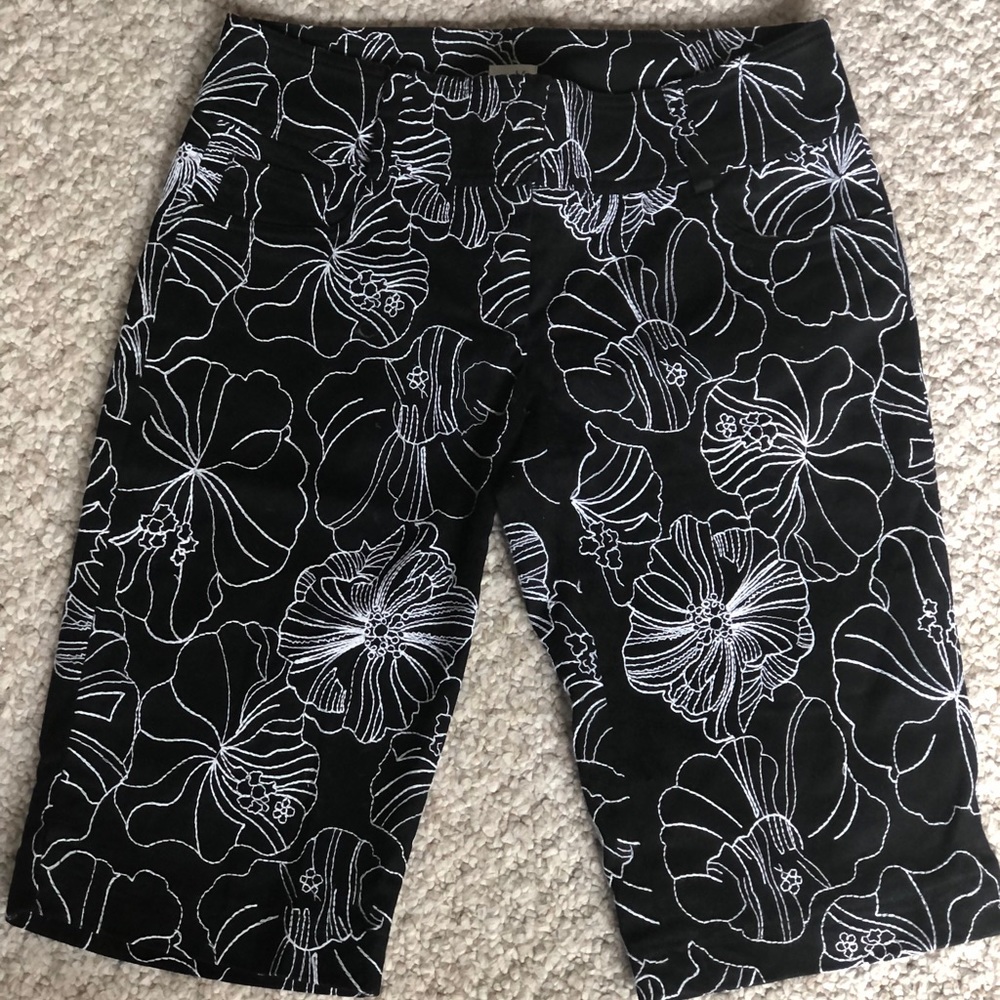 Cache floral walking shorts